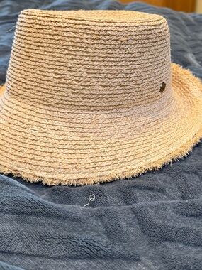 Maxwell straw bucket hat